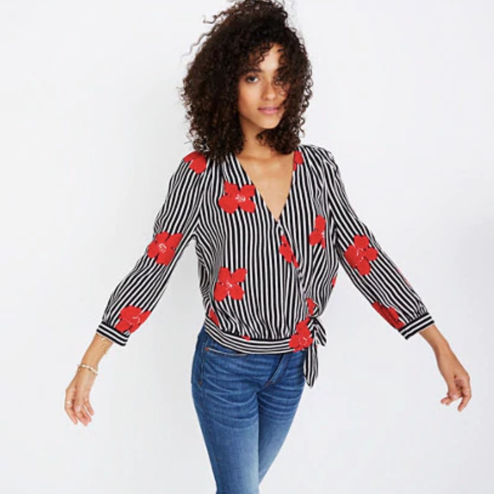 Wrap top in candies orchids